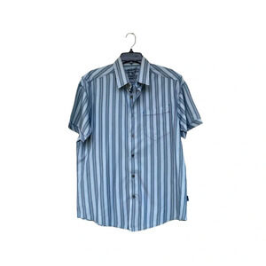 KUHL Eluxur Striped Shirt Short Sleeve Button Down M Blue Hiking Men’s Outdoor